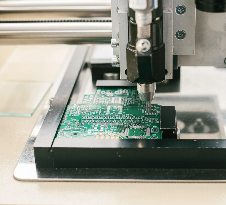 INDUSTRIES-HIGH-TECH-mechatronics-iot-devices-001-VP-3.jpg